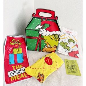 MCDONALD’S Limited Edition Grinch Meal Socks Set